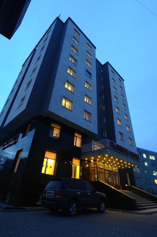 Platinum Hotel Ulaanbaatar Exterior photo
